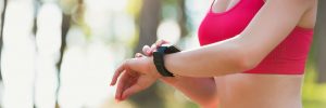 fitbit charge 2 vs samsung gear fit 2